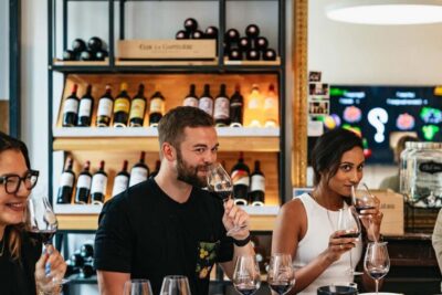 Bordeaux: Wine Masterclass with Cheese and Charcuterie Board - The 90-Minute Flow: White First, Then Bordeaux Reds
