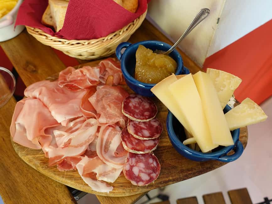 Boutique Wine Tasting in Turin City Center - Entering the Wine Bar Near the Royal Palace