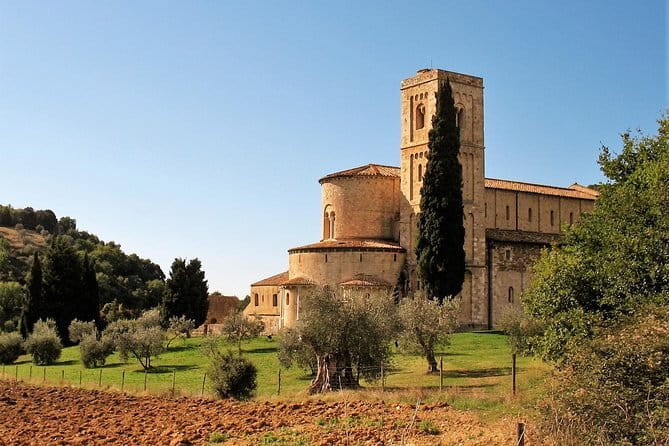 Brunello and Nobile, Wine Lover Tour Montalcino and Montepulciano - Val d’Orcia: the famous views before you even taste wine