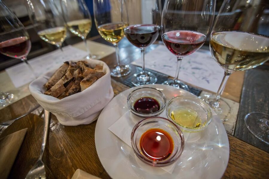 Budapest: Wine, Cheese, and Charcuterie Tasting - Meeting Point: A central start near National Museum and Astoria
