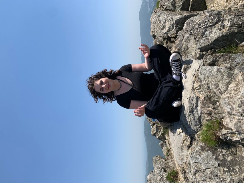 Busan: Hiking and Tasting Rice Wine in the Hidden Village - The mountain village meal: Makgeolli, banchan, and the social payoff