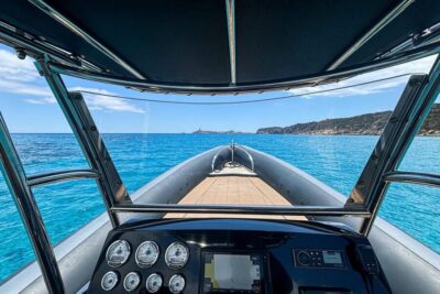 Cagliari: Zodiac Boat Tour, 3-4 SwimStops, Wine & Snorkeling - Zodiac RIB comfort: fast, but not cramped