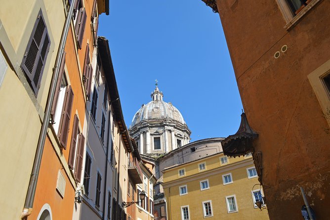 Campo dè Fiori Market and Trevi Fountain Food and Wine Tour in Rome - Drinks, pace, and how full you’ll be by the finish