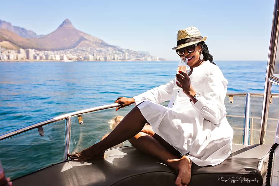 Cape Town: Sunset Champagne Cruise - Itinerary in plain language: how the 90 minutes unfold