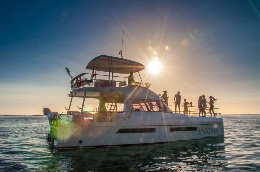Cape Town: Sunset Champagne Cruise and 3-Course Dinner - Key points to know before you go