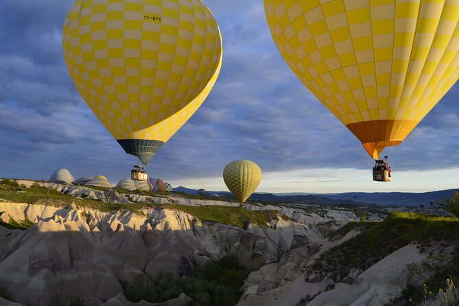 Cappadocia Balloon Ride with Breakfast, Champagne AT GOREME OVER - Breakfast box and champagne toast: simple, but plan around it