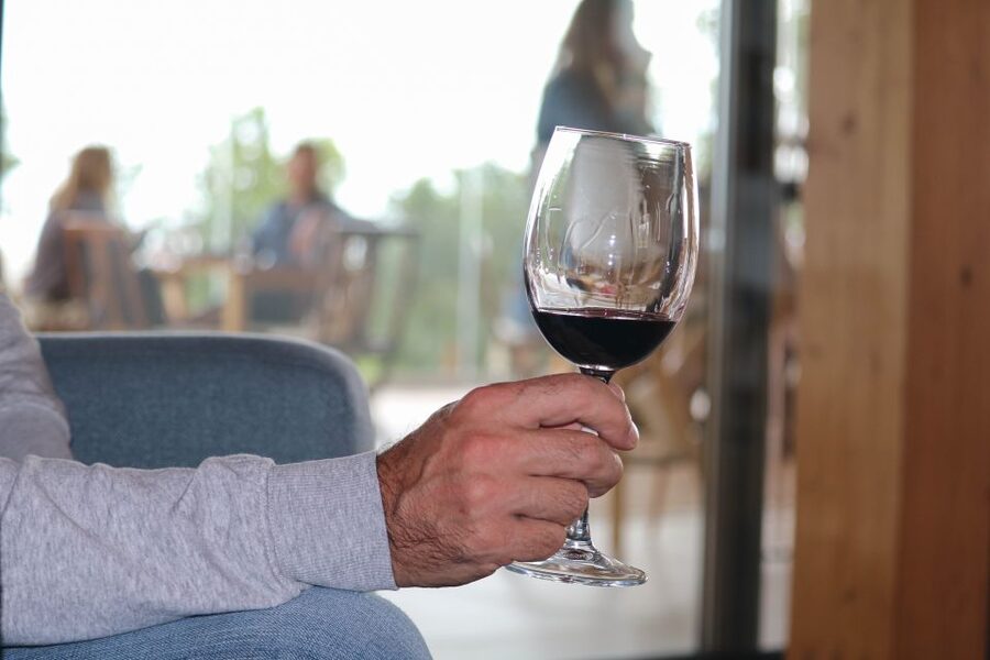 Carvoeiro/Portimão/Alvor: Wine Tour w/ Tasting, Tapas, Music - The Vineyard Walk: 30 Minutes That Set Up the Tasting