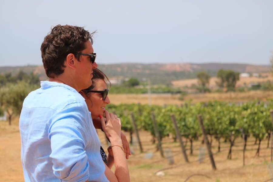 Carvoeiro/Portimão/Alvor: Wine Tour w/ Tasting, Tapas, Music - Tour Length and the End-of-Day Plan