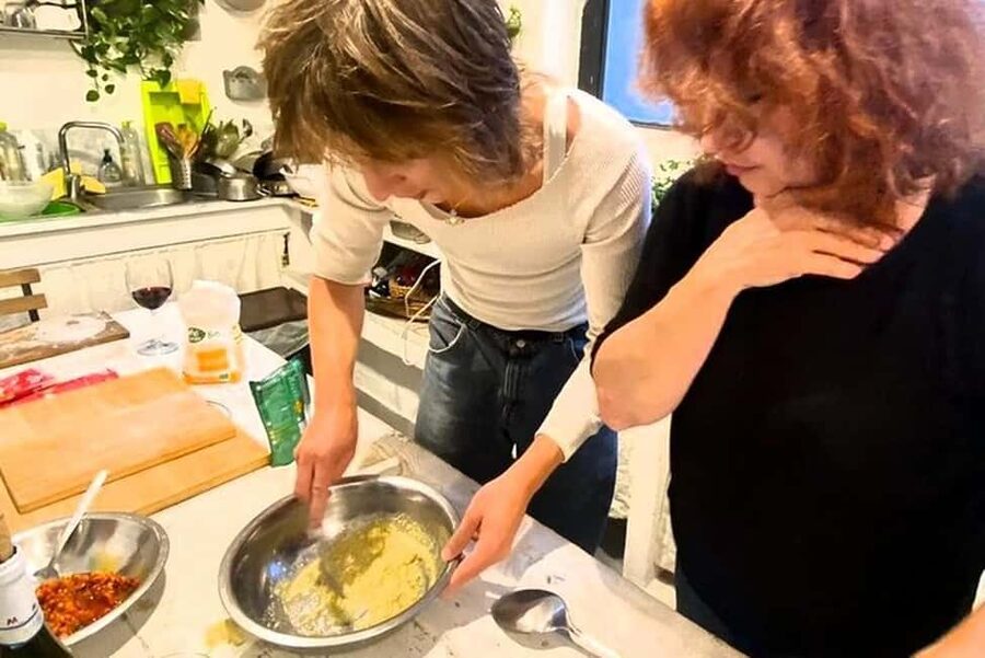 Catania: Pistachio Ravioli, Pasta Home Cooking Class w/ Wine - Key Highlights