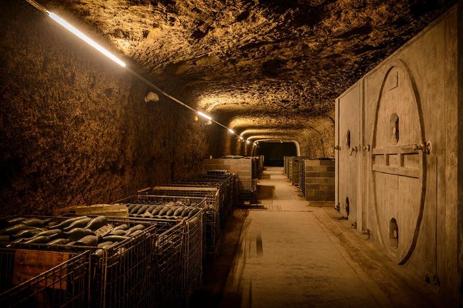 Caves Ambacia, Tour and Wine Tasting in Amboise, Loire Valley - Lunch Choices After the Tasting (And What’s Included)