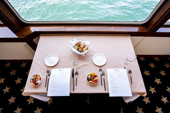 Champagne Brunch Buffet - Who should book this cruise (and who might want a different plan)