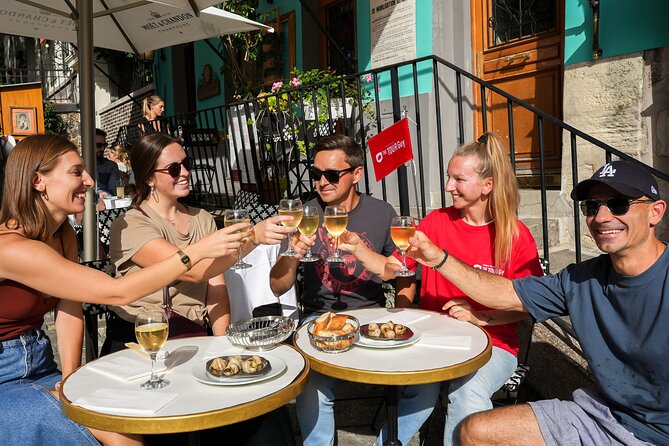 Champagne & Oysters Paris Food Tour - Le Marais, oysters first: what this tour is really about