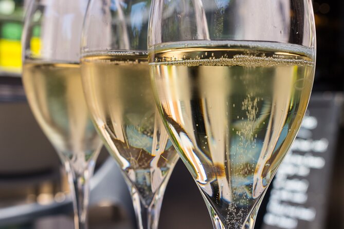 Champagne Tasting Tour Day Trip From Paris - Reims Cathedral stop: the photo moment with a purpose