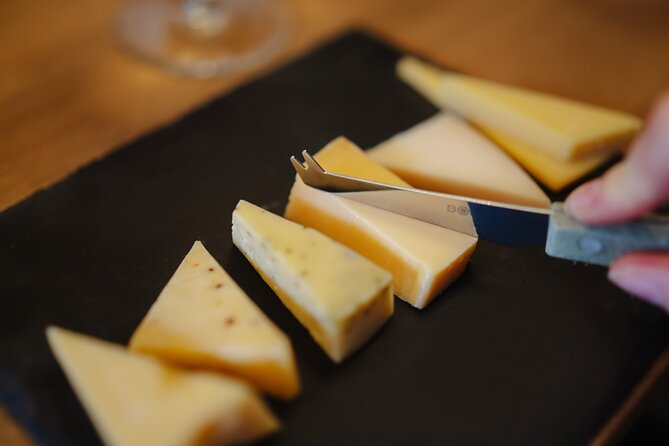 Cheese and Wine tasting in Amsterdam - Price and value at about $32: what’s included, and what you can take home