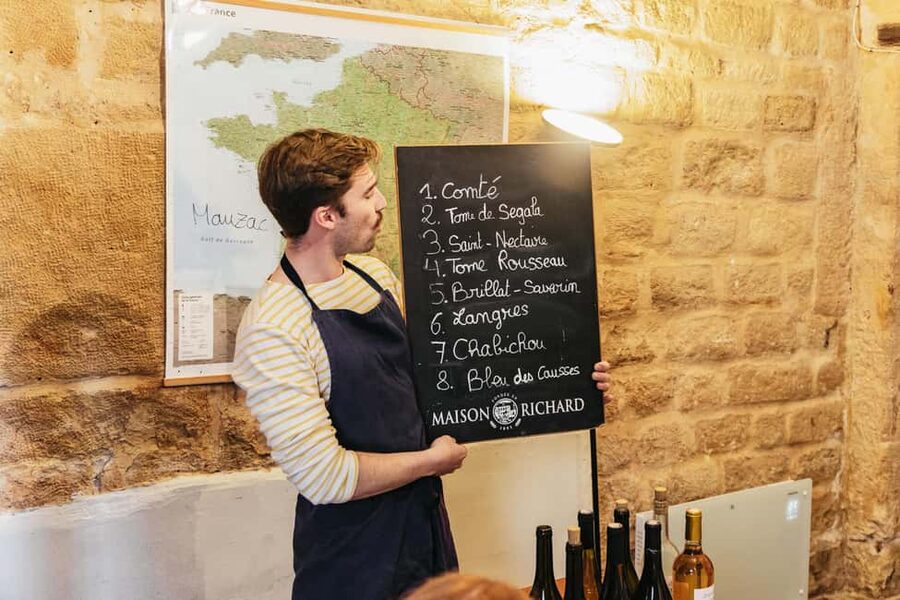 Cheese & Wine Tasting in Montmartre with Local Cheesemonger - Who should book this Montmartre cheese and wine tasting