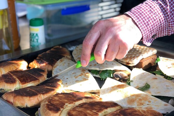 Chef-Led Hunter Valley Gourmet Food and Wine Day Tour from Sydney - Sydney Fish Market: the seafood tour that sets up the whole tasting