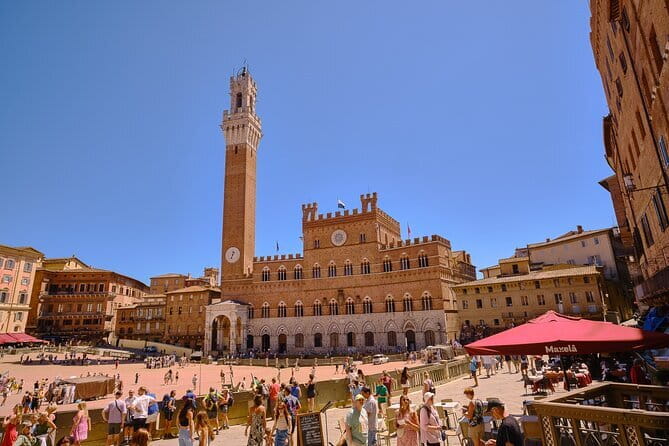 Chianti Delights: A Tale Of Two Wineries With A Vineyard Dinner - Siena’s Piazza del Campo time: what you’ll do with your freedom
