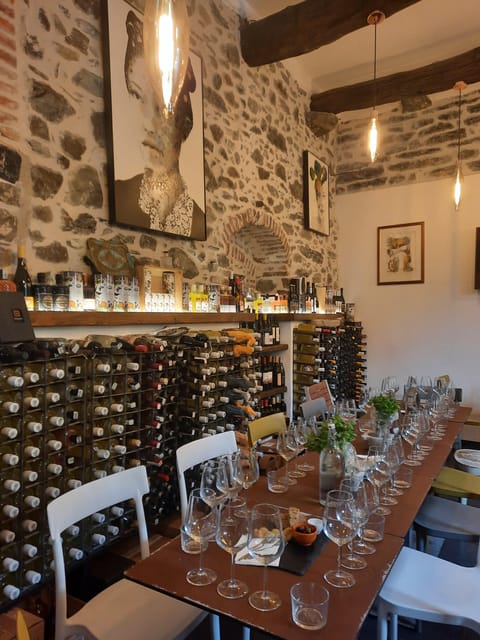 Cinque Terre: Pesto Making Class with Wine and Food Tasting - 12:30 or 5:30 gnocchi meal vs 3:00 snack: which should you pick?