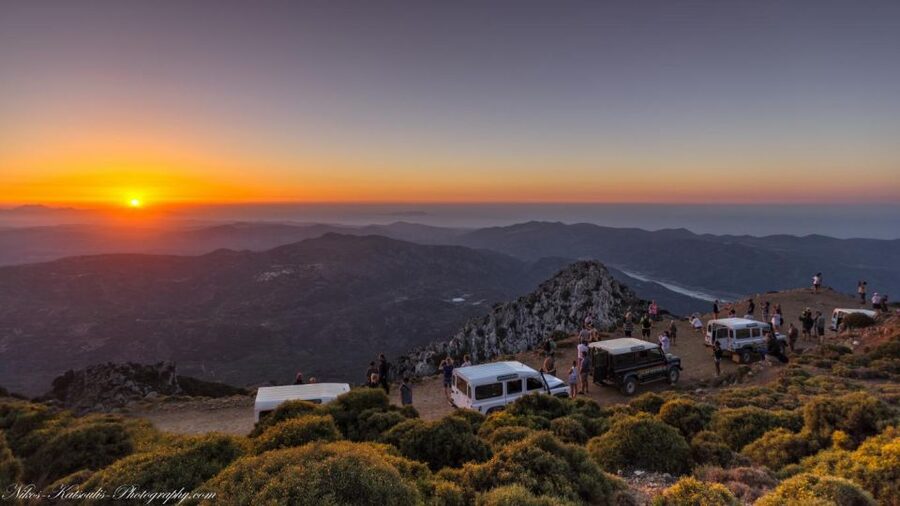 Crete: Land Rover Safari with Sunset Viewing, Dinner, & Wine - Price and value: what $99 gets you in a real 6-hour night