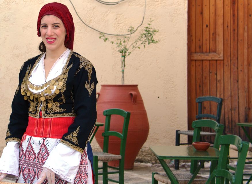 Crete: Traditional Dance Show and Buffet Dinner with Wine - Karouzanos under the stars: the village start matters