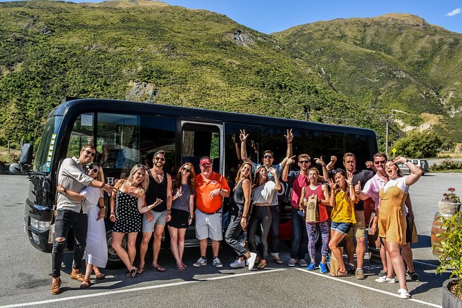 CRUISE SHIP DAY Marlborough Hop On Hop Off Wine Tours - Why this hop-on hop-off bus is a smart Picton cruise excursion