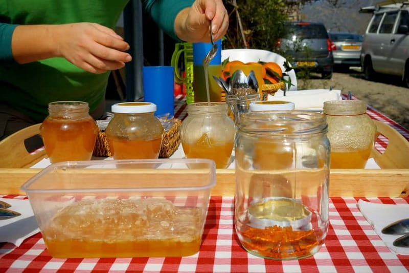 Cyprus: Troodos Mountain Food & Wine Tasting Tour with Lunch - Buying Traditional Products Without Overpaying or Overbuying