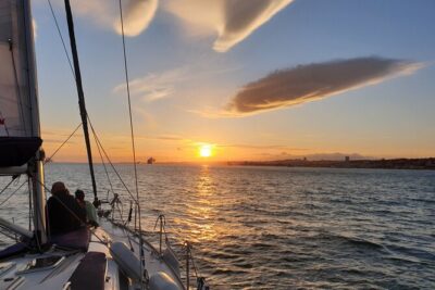 Daytime/Lisbon Sunset Boat with history and wine (small group) - Getting Oriented Fast: The 2-Hour Route and What Each Phase Delivers