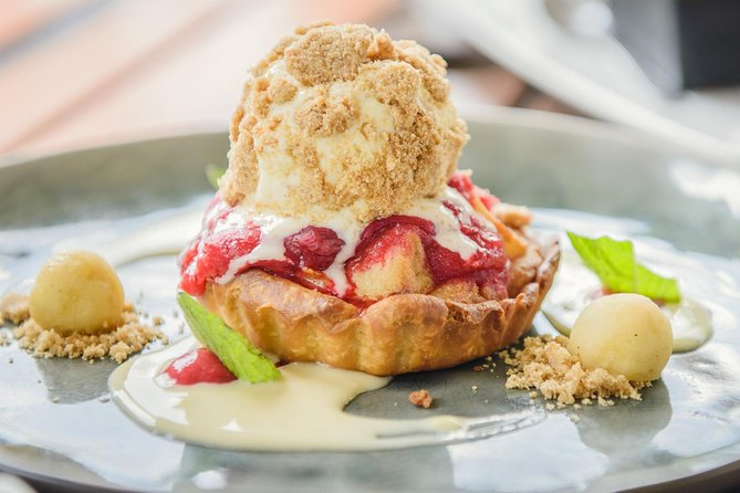Deluxe Wine Tour to Tamborine Mountain, includes two course lunch - A Deluxe Day of Tastings on Mt Tamborine