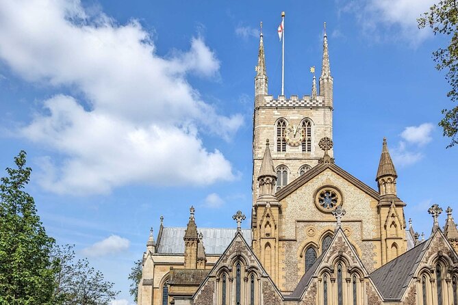 Devour London: Borough Market & Leadenhall Food Tour with Wine - Who This Tour Fits Best (and Who Should Skip It)