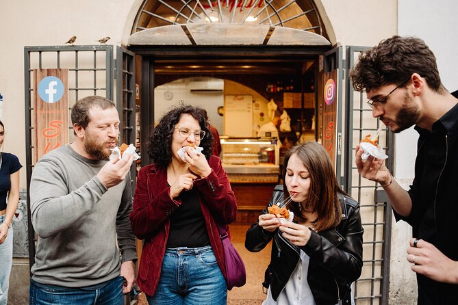 Devour Rome Food & Wine Tour of Trastevere - Trastevere at night: why this 3½-hour food walk is worth your time