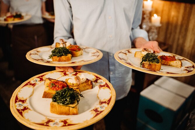 Devour Rome Food & Wine Tour of Trastevere - Stop 5: Vanda for natural wine and three types of bruschetta
