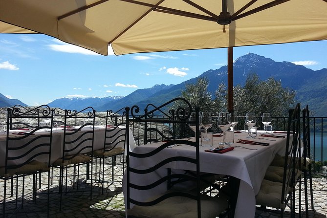 Domaso: Wine Tasting at the Winery on Como Lake - Group size and language: what to expect with English