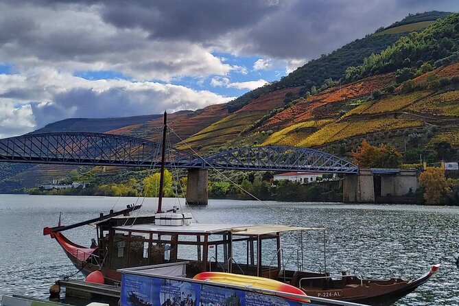 Douro Valley Prime Tour: Wine Tastings, Boat & Lunch from Porto - Vinho Verde stop, then Amarante and the mountain climb