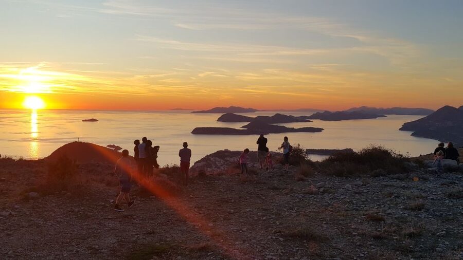 Dubrovnik: Sunset Panorama Tour with Glass of Wine - Srđ drive + photo stops: how the tour builds toward golden hour