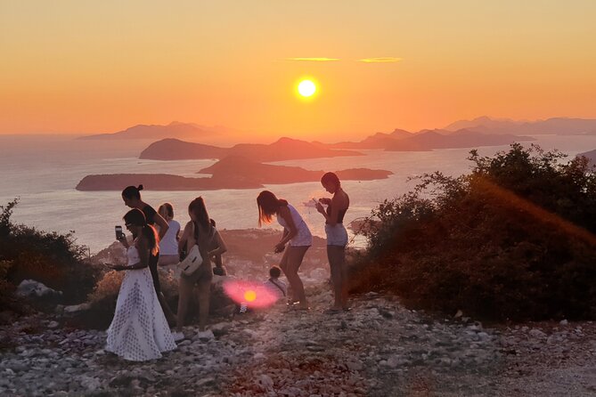Dubrovnik Sunset Tour with Wine Tasting - Dubrovnik Sunset Tour from Mount Srd: the value in 2 hours