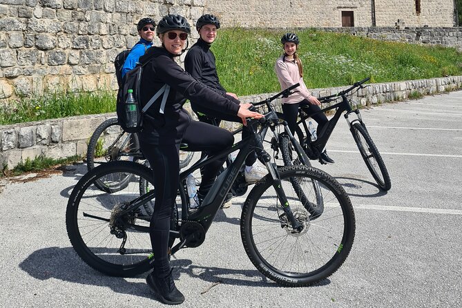 E-Bike Tour + Gourmet Lunch + Wine Tasting (Small Group) - E-bikes in practice: comfort, control, and first-timer confidence