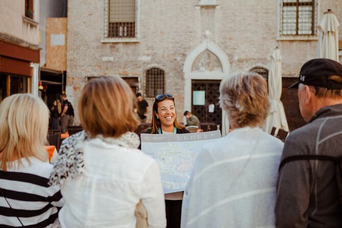 Eat like a Local: Venice Cicchetti and Wine Tasting Evening Tour - Starting at Campo San Tomà and easing into the neighborhoods