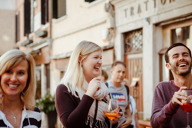 Eat like a Local: Venice Cicchetti and Wine Tasting Evening Tour - Gelato finale at Gelateria Nico: sweet ending with local flair