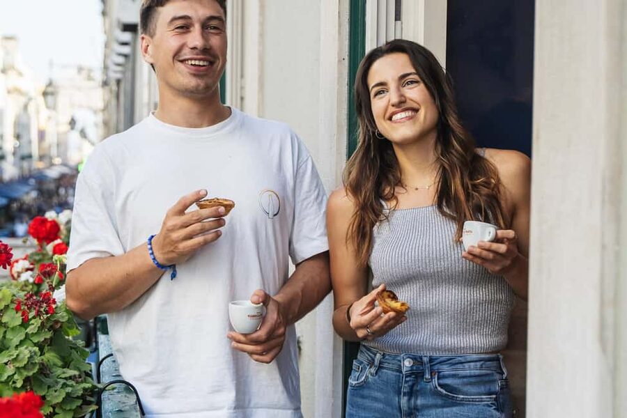Eat & Walk Through Lisbon: A Local Food & Wine Experience - Alcohol and alternatives: how the tour handles variety