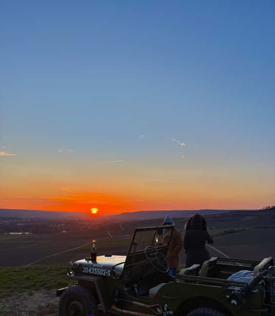 Epernay: Jeep tour of the vineyards with tasting and visits - The Viewpoint Champagne Tasting: How to Get the Best Out of One Bottle