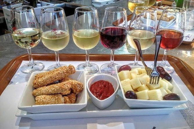 Experience Santorini: Wine Tasting Small Group Tour - Stop One: Estate Argyros and the Assyrtiko Anchor