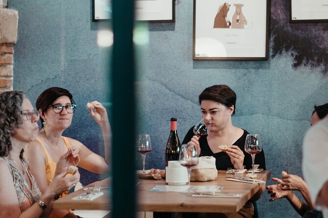 Explore Toulouse Wine Bars with a Local Wine Expert - What’s actually included: wine glasses and snacks that make sense