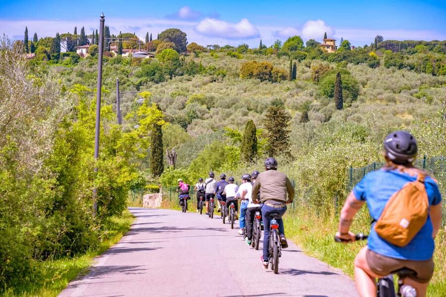 Florence: Chianti E-Bike Tour with Lunch & Two Wine Tastings - The Florence finish at CiaoFoodies Hub: why the second tasting works