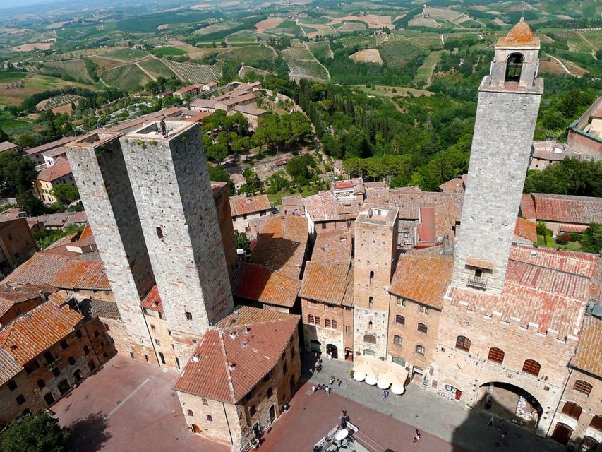 Florence: Chianti Villages, San Gimignano and Winery Tour - Getting out of Florence: the easy start that makes the day work