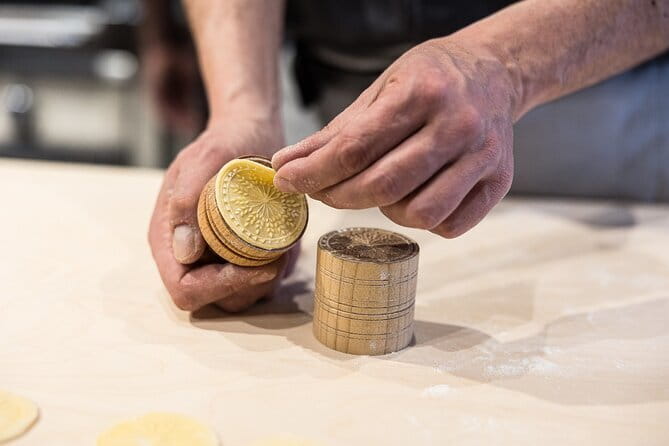 Florence: Cooking Class Pasta & Tiramisu Making Unlimited Wine - Price and Value: Is $89.49 Worth It in Florence?
