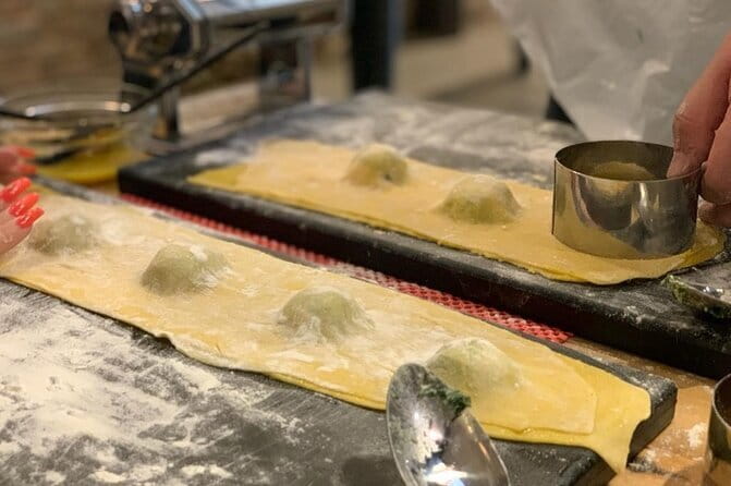 Florence: Cooking Class Pasta & Tiramisu Making Unlimited Wine - The Santa Spirito Factor: Why the Neighborhood Time After Class Is Smart