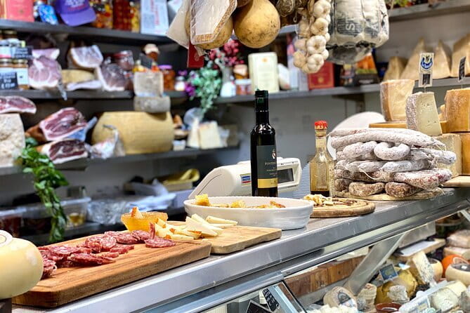 Florence Evening Food Tour with Florentine Steak & Tuscan Wine - Tamerò pairing: wine plus handmade raviolo