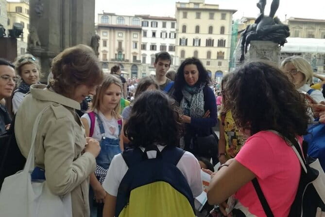 Florence Food & Wine Tour: Tuscan Tastings with Local Guide - The enoteca stop and the Duomo walk-by: wine you can picture