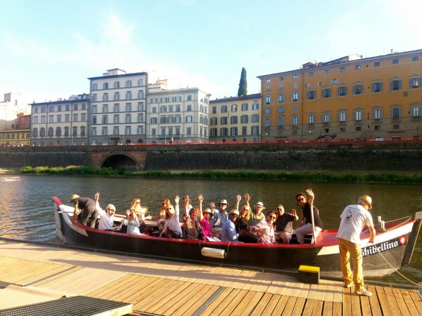 Florence: Guided Gondola Boat Tour with a Glass of Wine - Via dei Vagellai meeting point: getting to the pier without stress