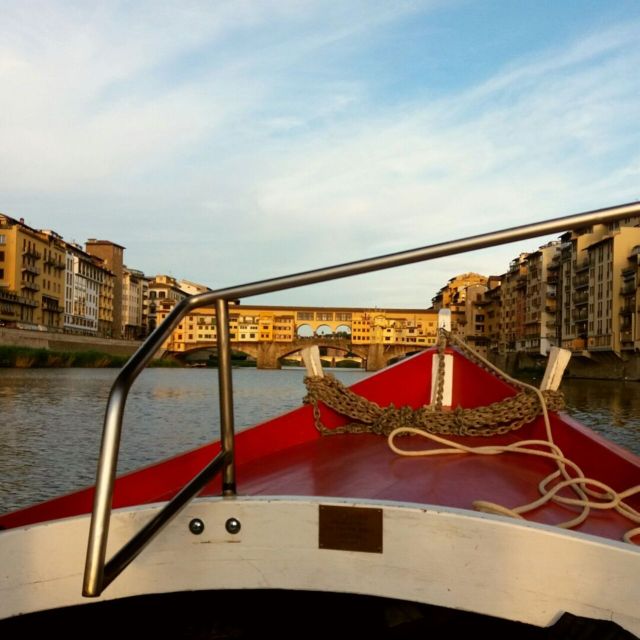 Florence: Guided Gondola Boat Tour with a Glass of Wine - Morning vs sunset tours: when the light does the heavy lifting